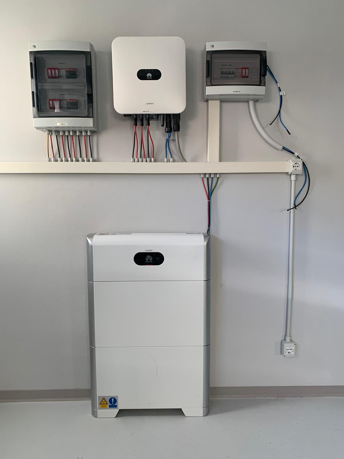 Inverter e batteria di accumulo installati da Classe A